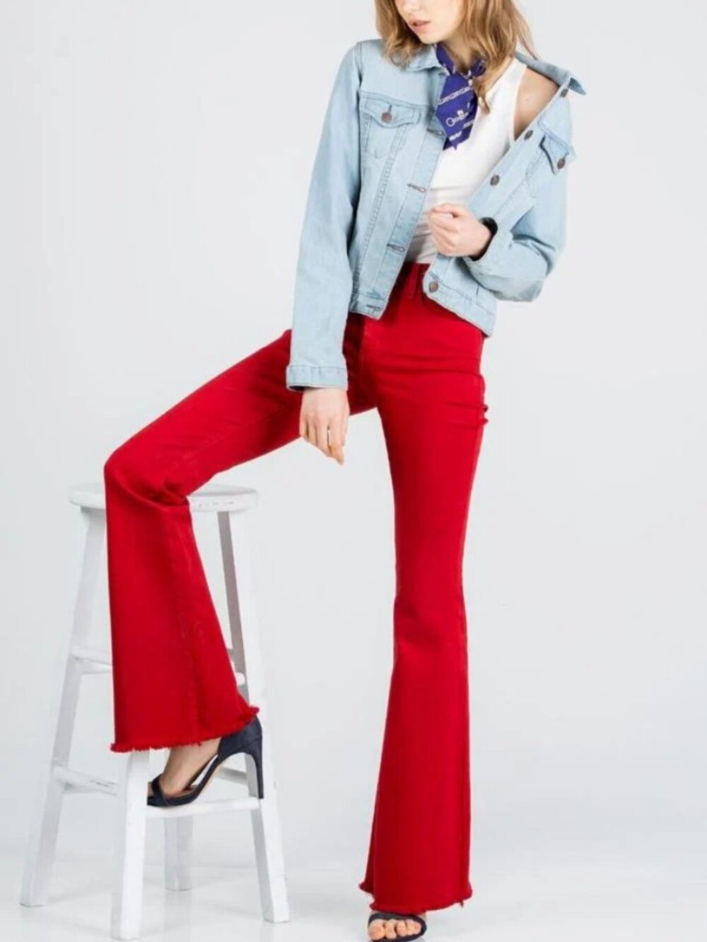 O2 29 Denim USA Free Minded Mid Rise Frayed Hem Flare Jeans Red California